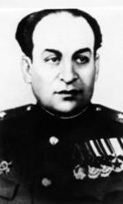 4effff5398b13b476604d4d8450bedfd L.jpg