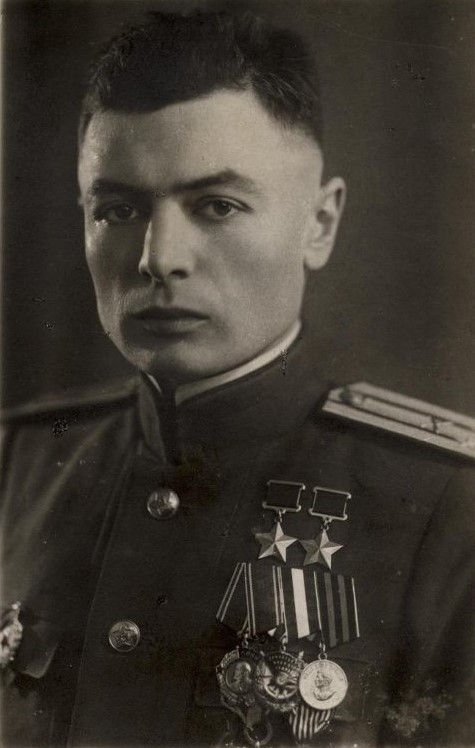 В.С.Петров 1.jpg