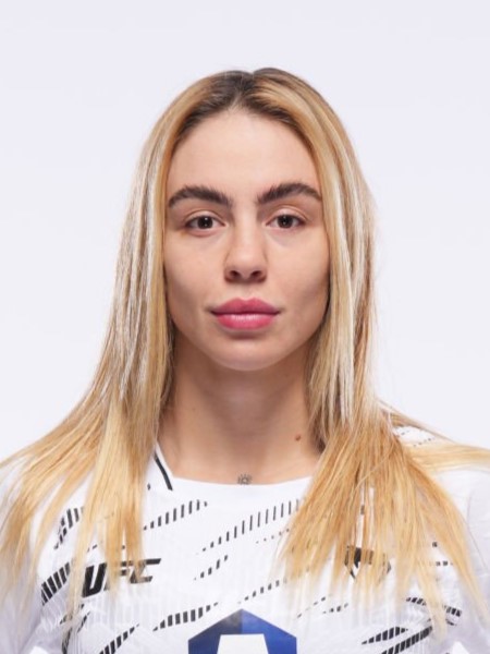 Файл:Николь Кальяри.jpg