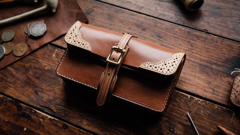 Файл:Крафтовый кошелёк.jpg