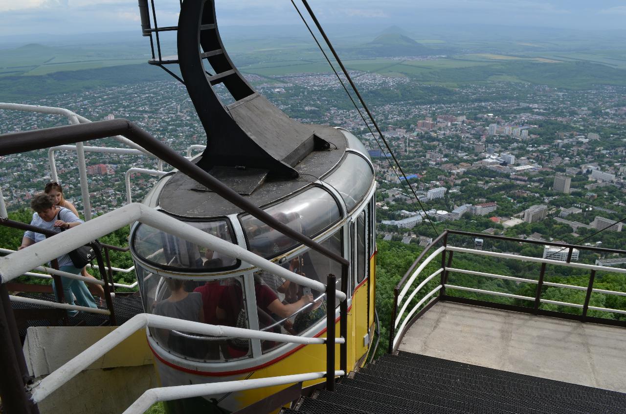 Вагончик тронулся