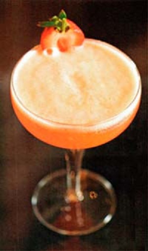 Файл:Дикая Земляника (коктейль).jpg