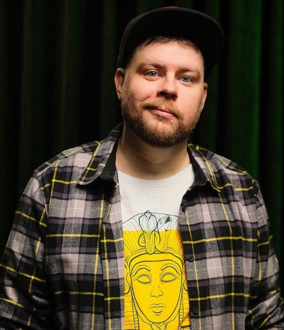 Комик Андрей Атлас.png