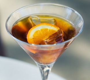 Файл:Вермут (коктейль).jpg