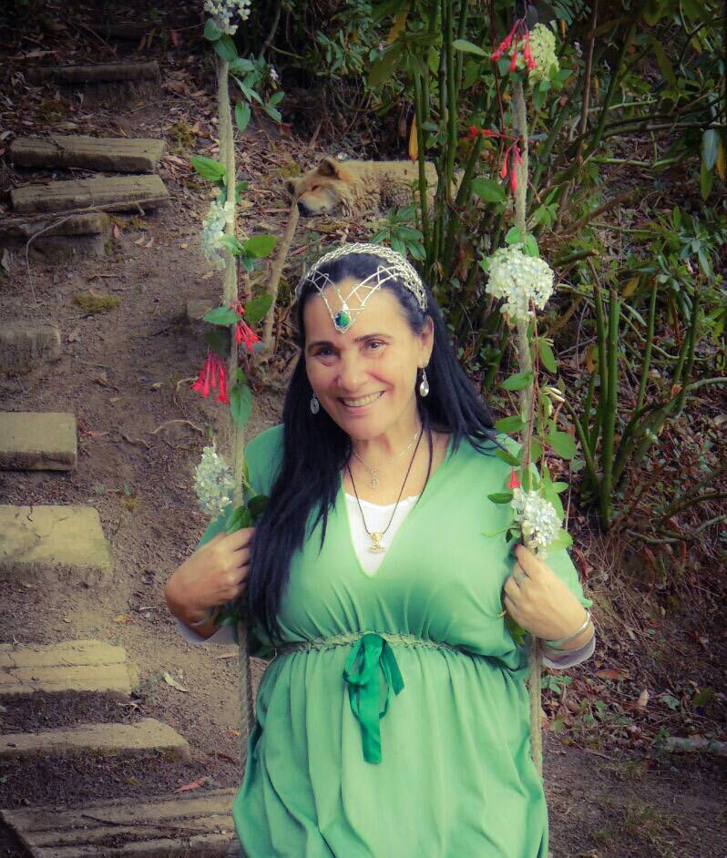 Качели — традиция Остары