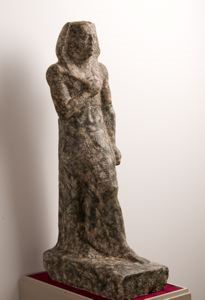 Статуя Ниусерра.png