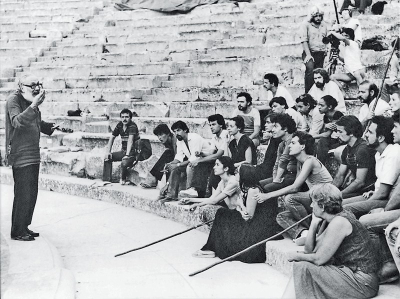 Assets LARGE t 420 54247748.jpg