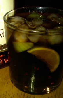 Файл:Капитан Пеппер (коктейль).jpg