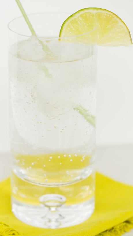 Файл:Стеклянная Башня (коктейль).jpg