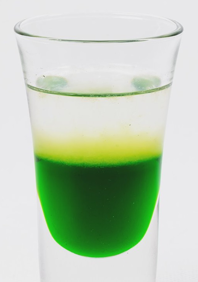 Файл:Полёт в огород (коктейль).jpg