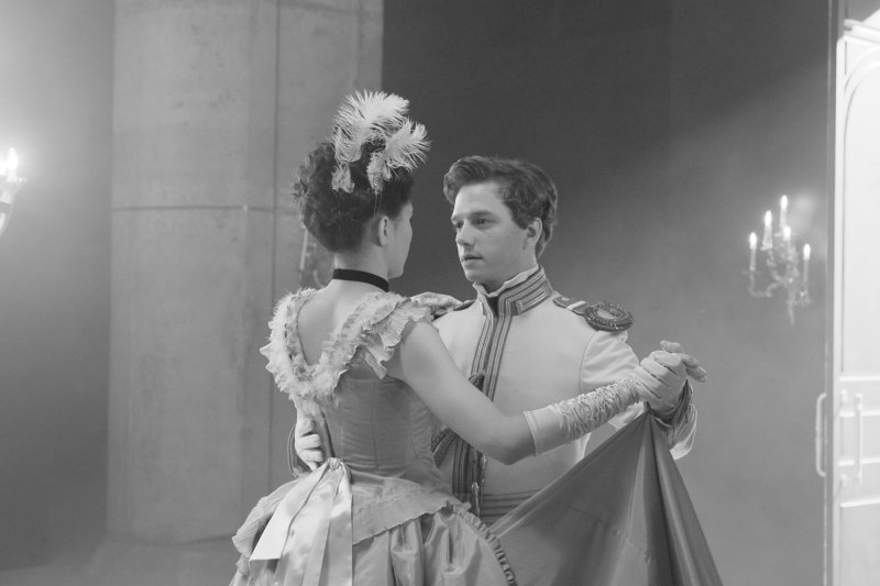 Тайны Карениной.jpg