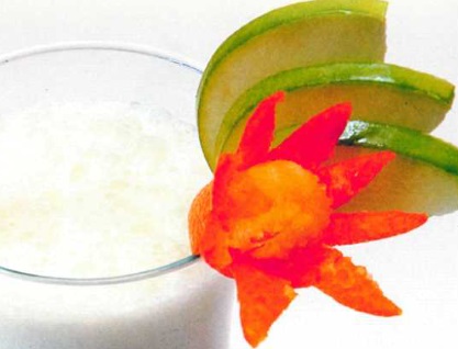 Midori Colada (коктейль).jpg