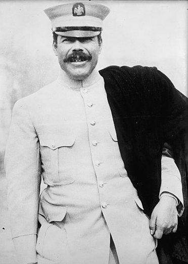 Pancho Villa LCCN20168211421.jpg