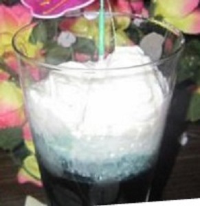 Файл:Демон (коктейль).jpg