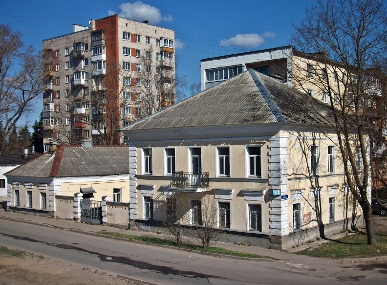 Файл:Дом статского советника Бровковича Великий Новгород.jpg