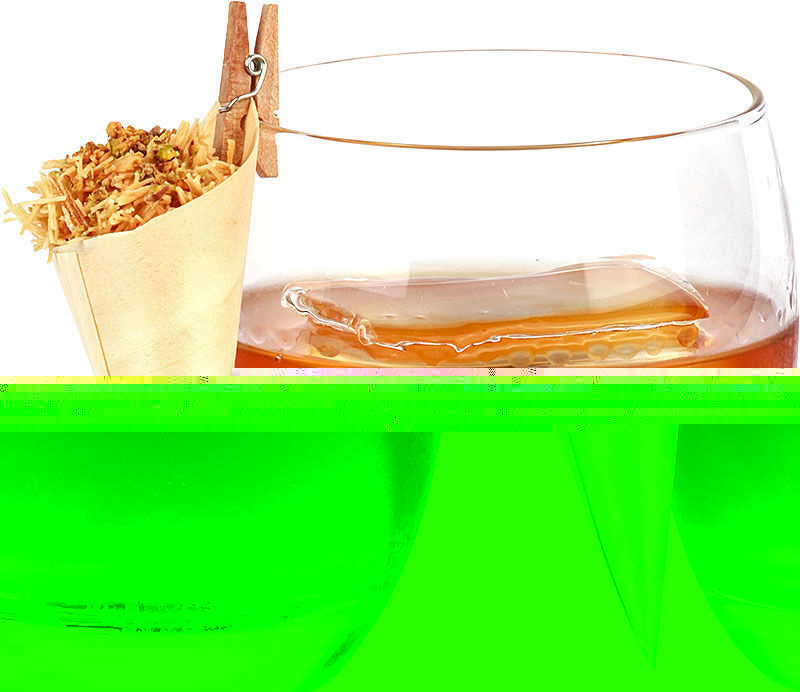 Файл:Нью фешен с пахлавой (коктейль).jpg