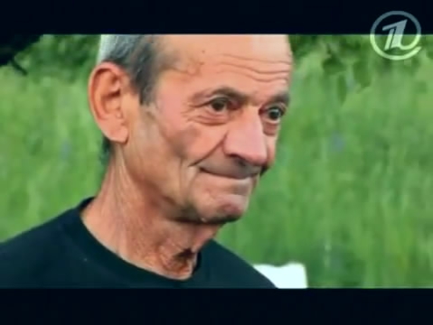 10. Пятая серия. Растивший когда-то лаванду, пожилой отец жены того, кто растит её сейчас.