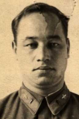 Соколов Виктор Александрович лётчик.jpg