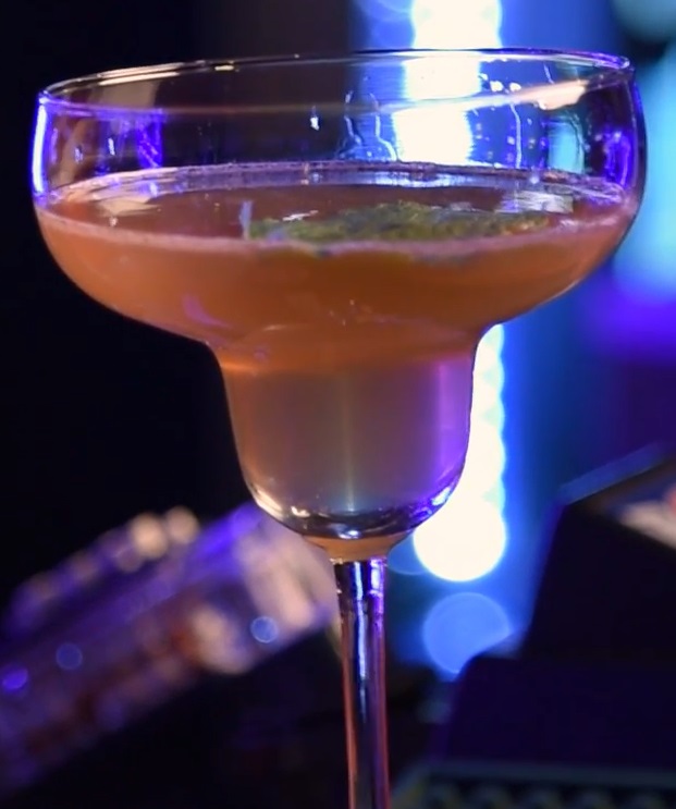 Файл:Старый Кубинец (коктейль).jpg