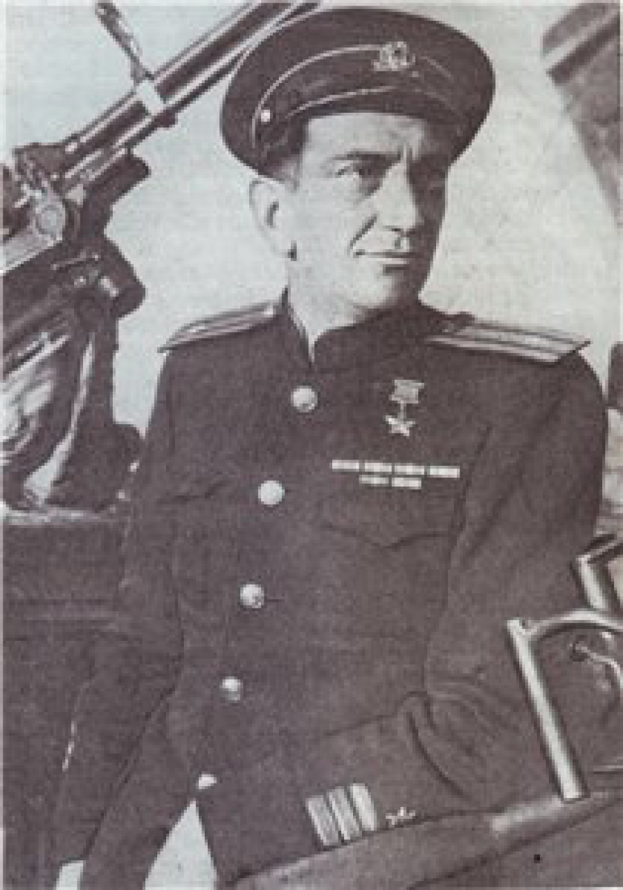 Bc5983b67a44bcede801e2ff363b54e0 XL.jpg