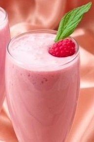 Алиса (коктейль).jpg