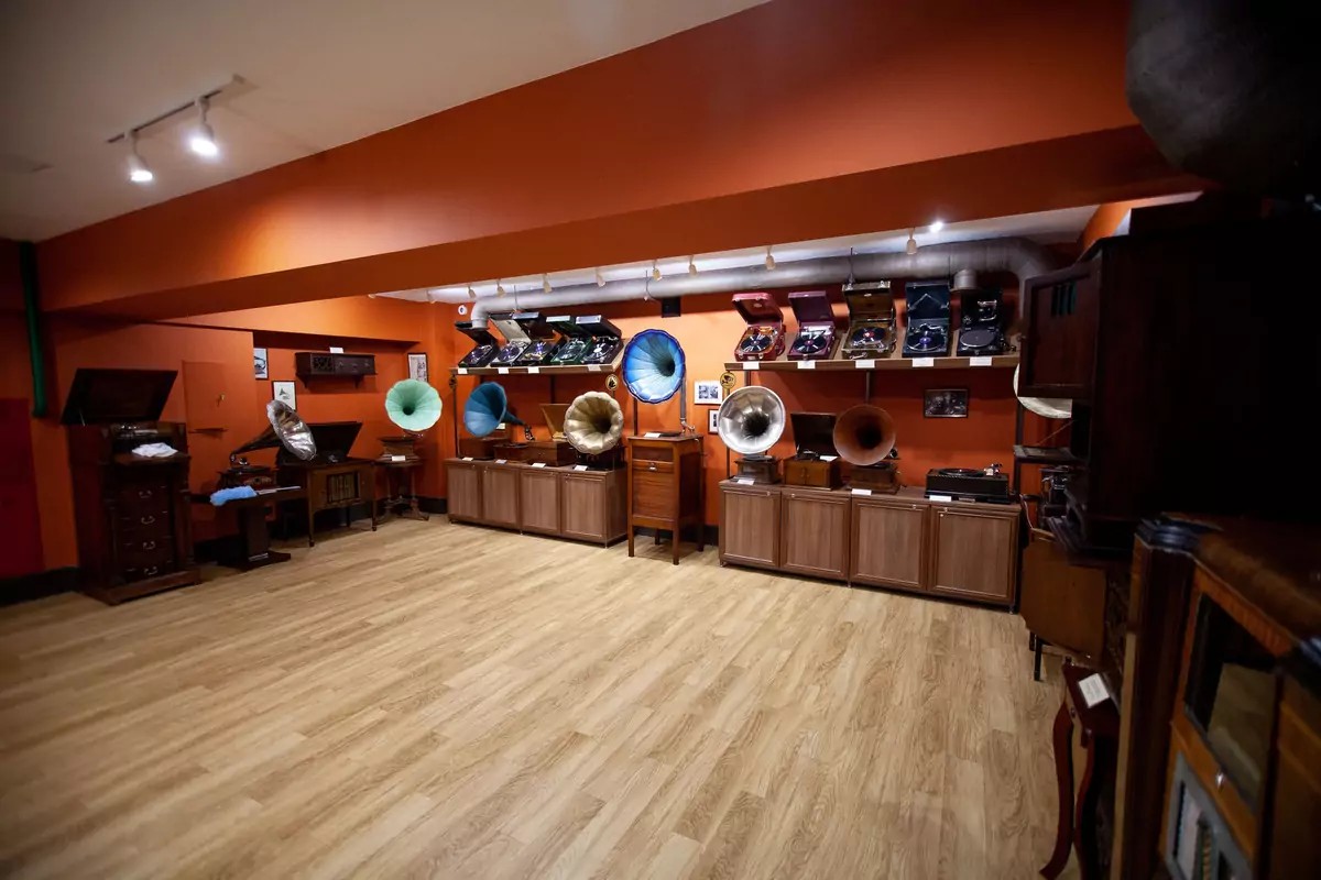 Dom vintazhnoj muzyki.jpg