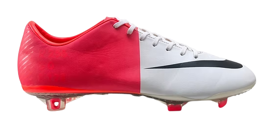 Nike Mercurial Vapor VIII.png
