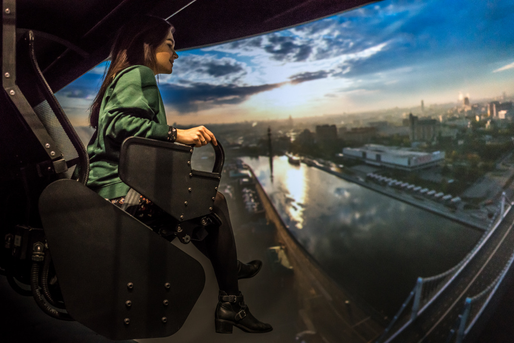 Файл:Аттракцион «Полёт над Россией» (1).jpg