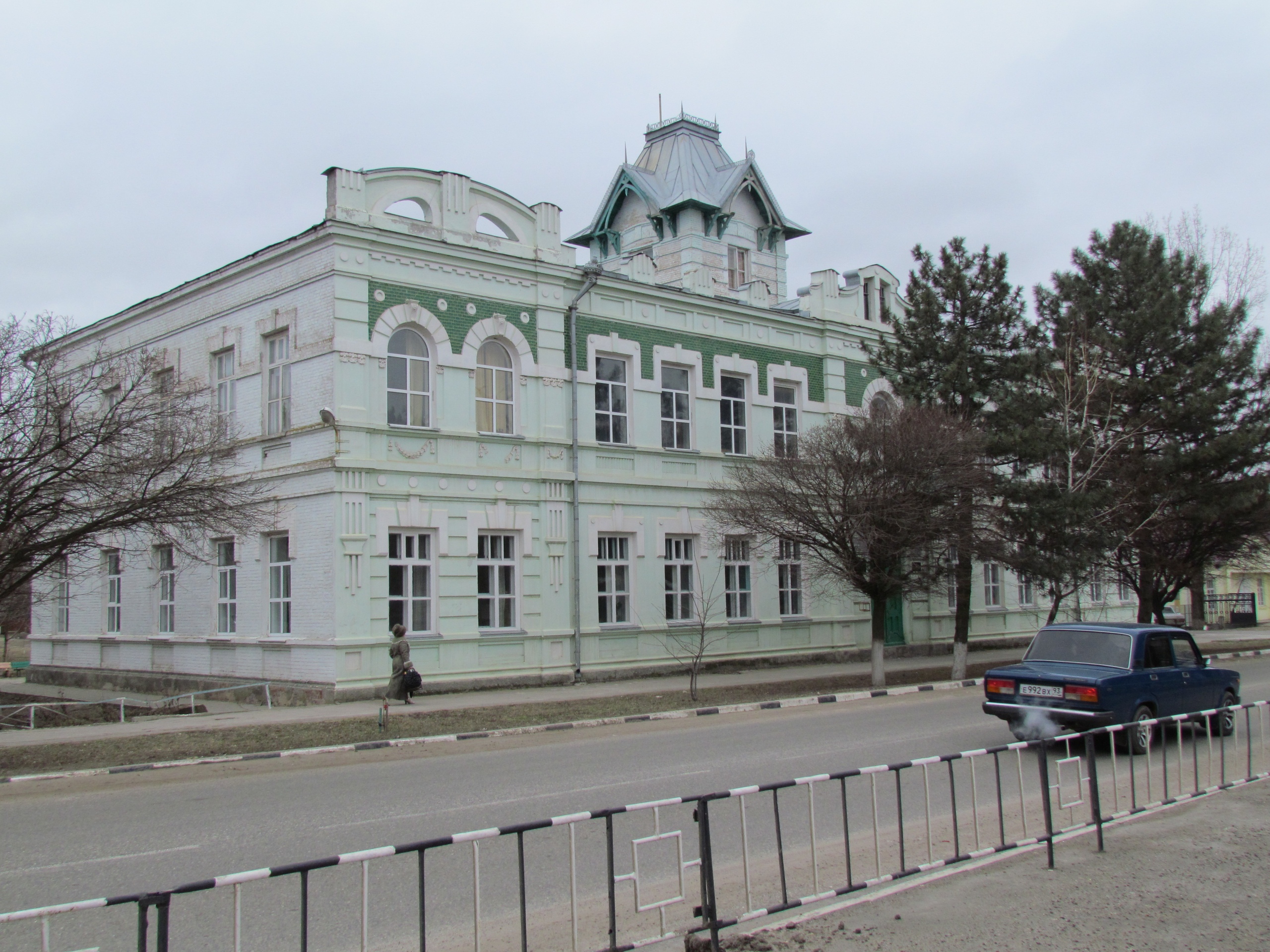 Файл:Староминский историко-краеведческий музей.jpg