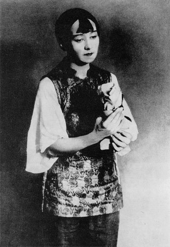 Елена Люком — Тао Хоа («Красный мак» Р. М. Глиэра)