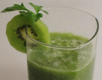 Файл:Мятный киви (коктейль).jpg