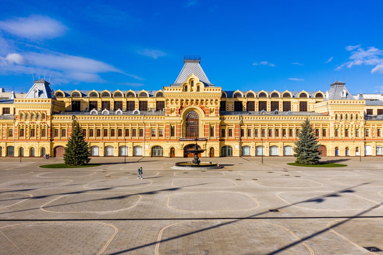 Ярмарочный пассаж (утро). 2024 год