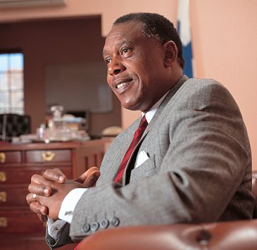 Габриэль Массимо Токио Сексвейл.jpg