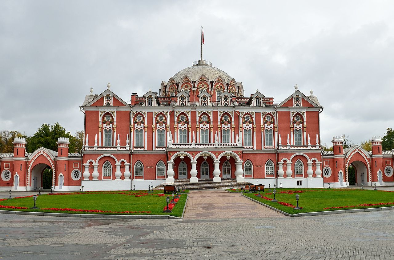 Файл:Петровский Путевой дворец_2.jpg
