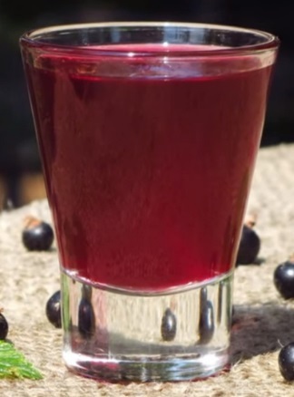 Смородиновый физ (коктейль).jpg