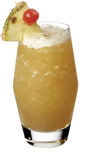 Файл:Ромовый Свизл (коктейль).jpg