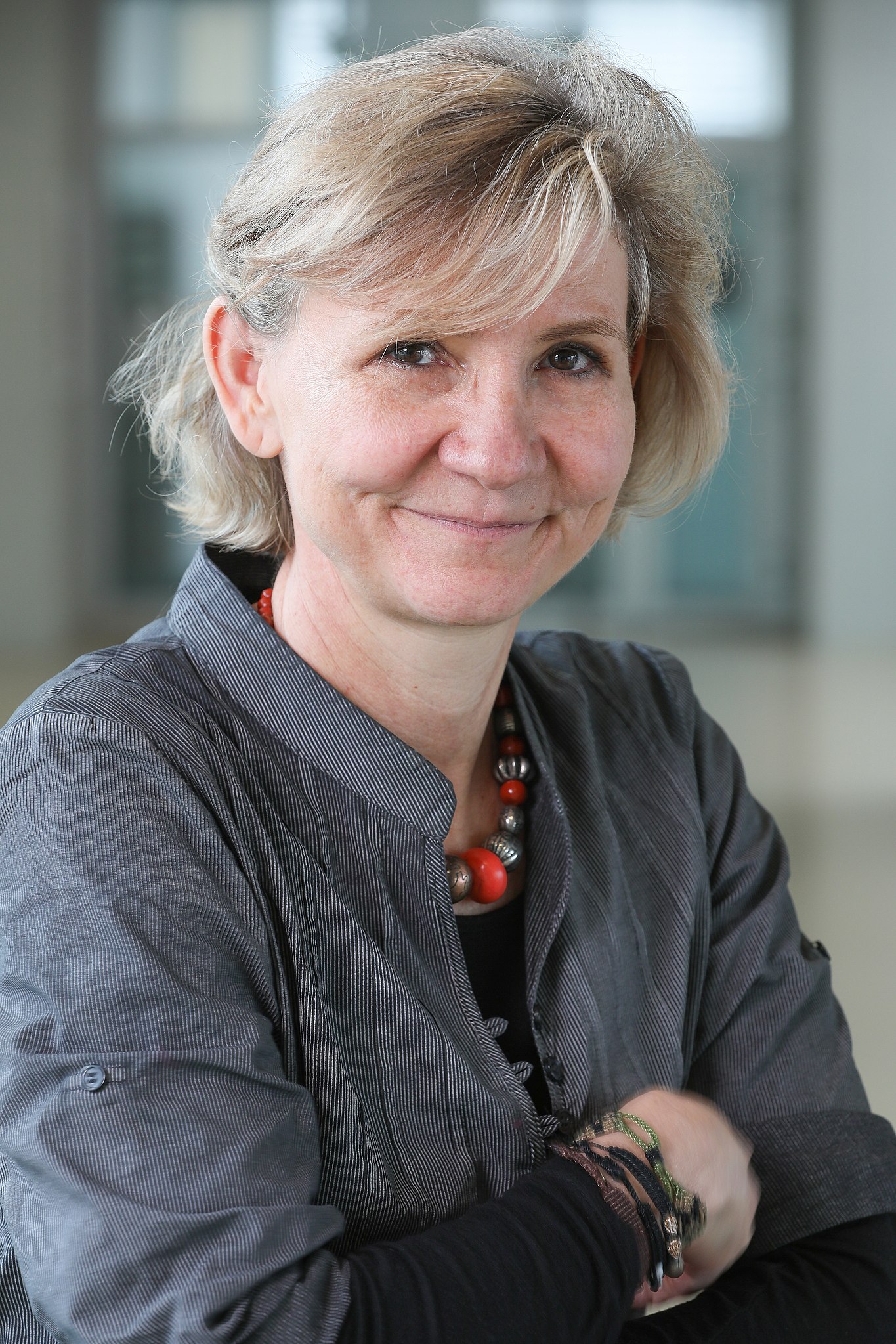 Gisou van der Goot 2.jpg