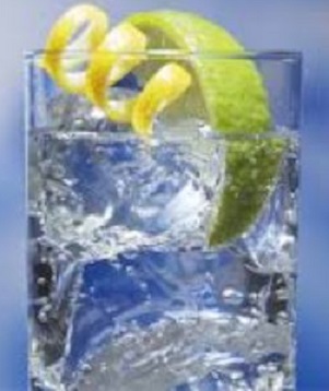 Файл:Ледяная Вода Канзас Сити (коктейль).jpg