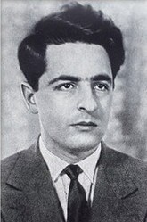 02 Experiment 500x432.jpg