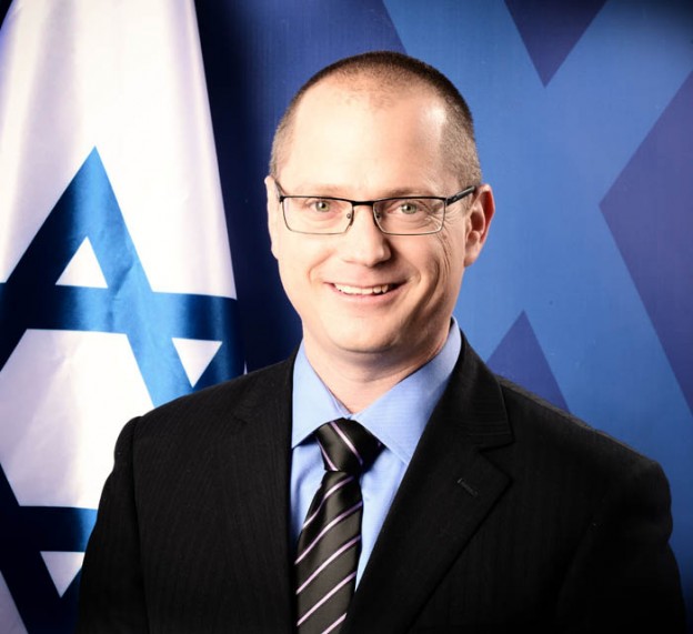 108 Forer-624x571.jpg