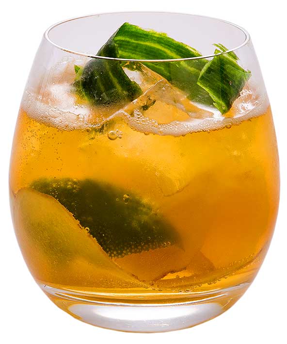 Файл:Cognac Summit (коктейль).jpg