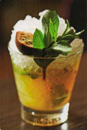 Файл:Мятный Джулеп 2010 (коктейль).jpg