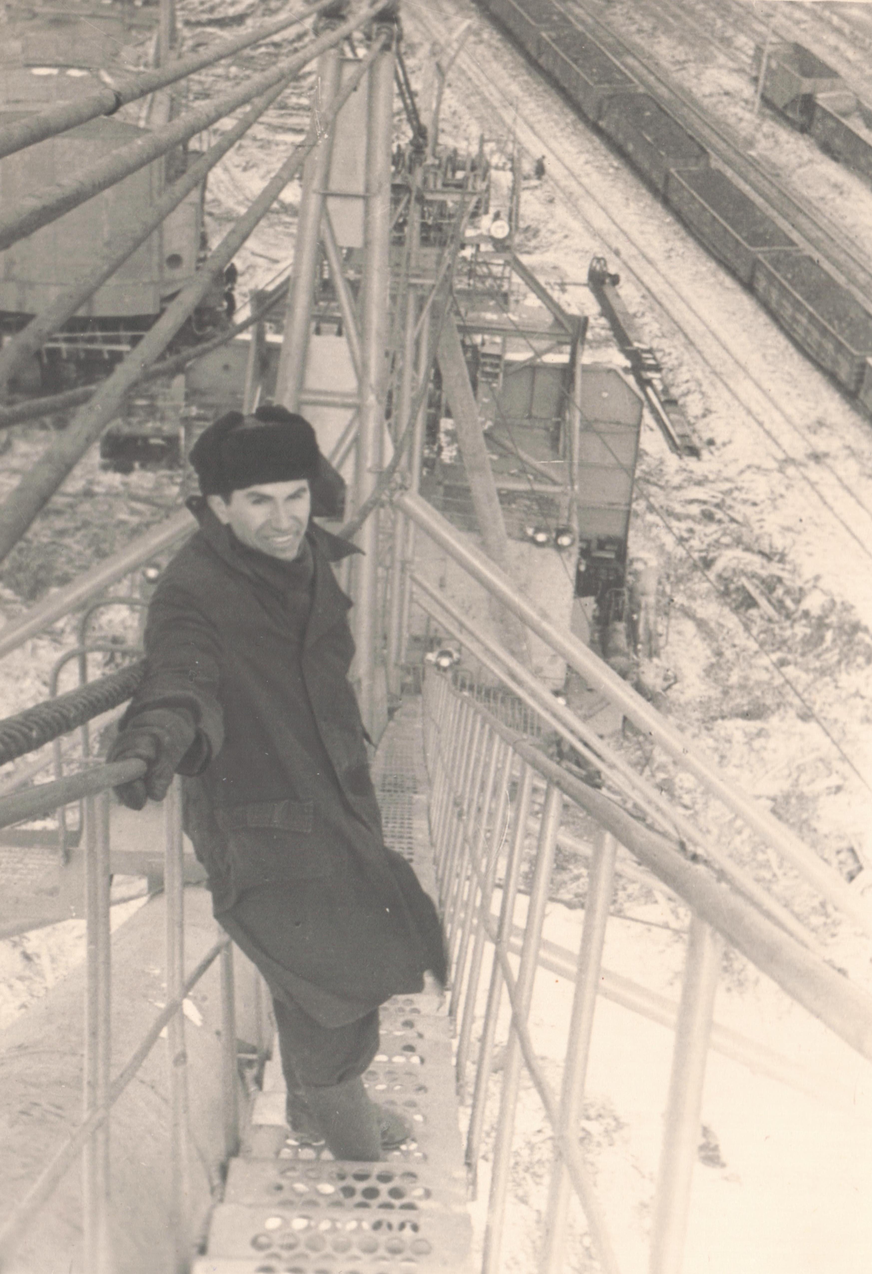 В период работы на добычном разрезе в тресте «Вахрушевуголь (г. Карпинск), середина 1950-х годов