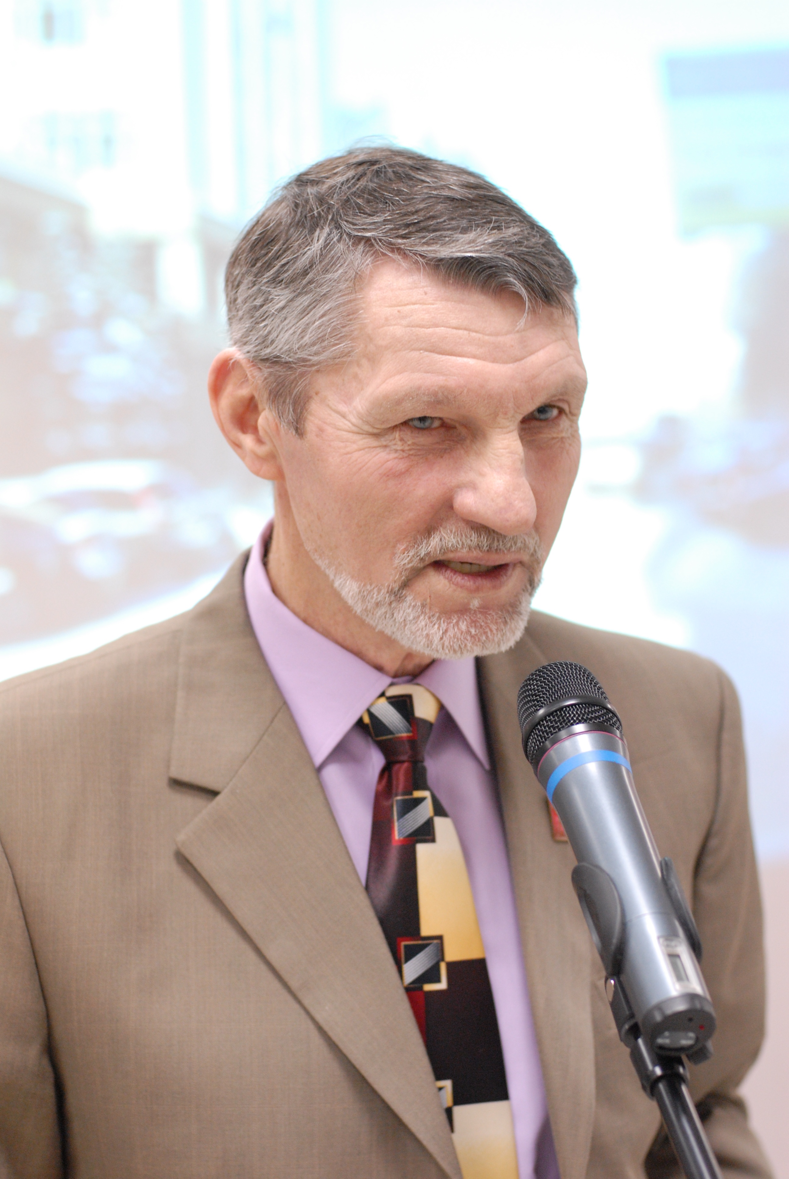 Эдуард Александрович Яковлев.jpg