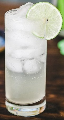Файл:Rum Fizz (коктейль).jpg