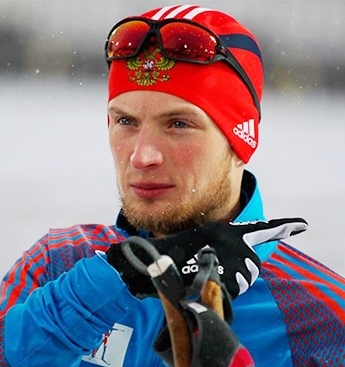 Максим Цветков на тренировке.