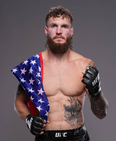 Файл:Закари Риз.png