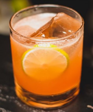 Файл:Октябрь (коктейль).jpeg