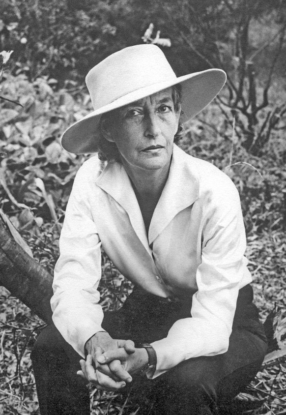 Файл:Скарт-Джонсон, Вера.jpg