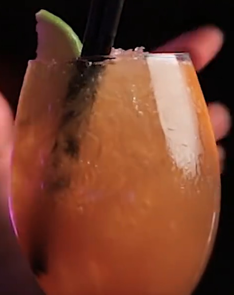 Файл:Полинезийский ныряльщик (коктейль).jpg